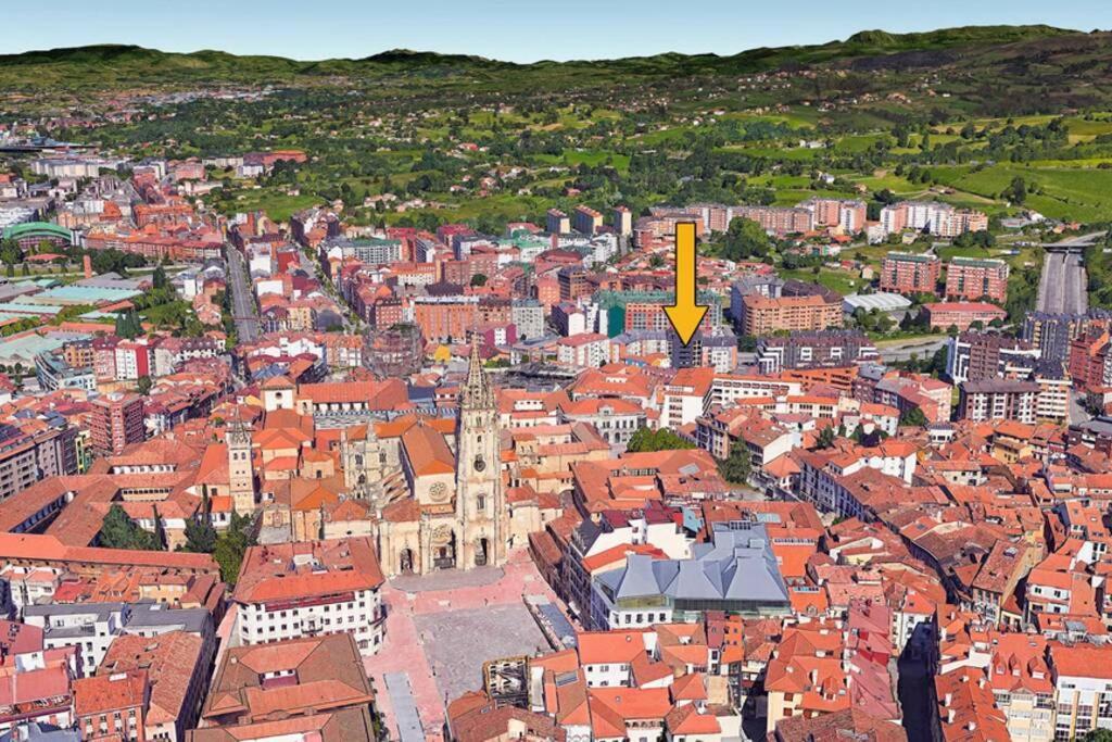 Apartamento Soleado, Aparcamiento Gratuito, A Pie Del Centro Leilighet Oviedo Eksteriør bilde
